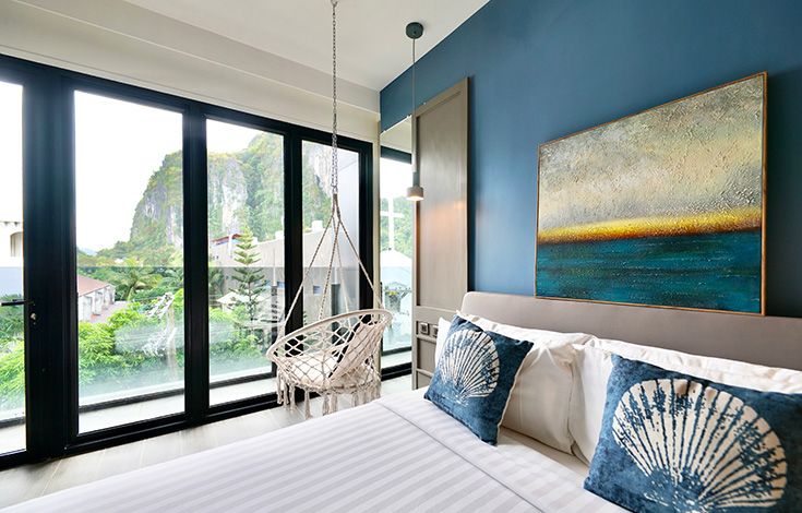 Deluxe Mountain View Room