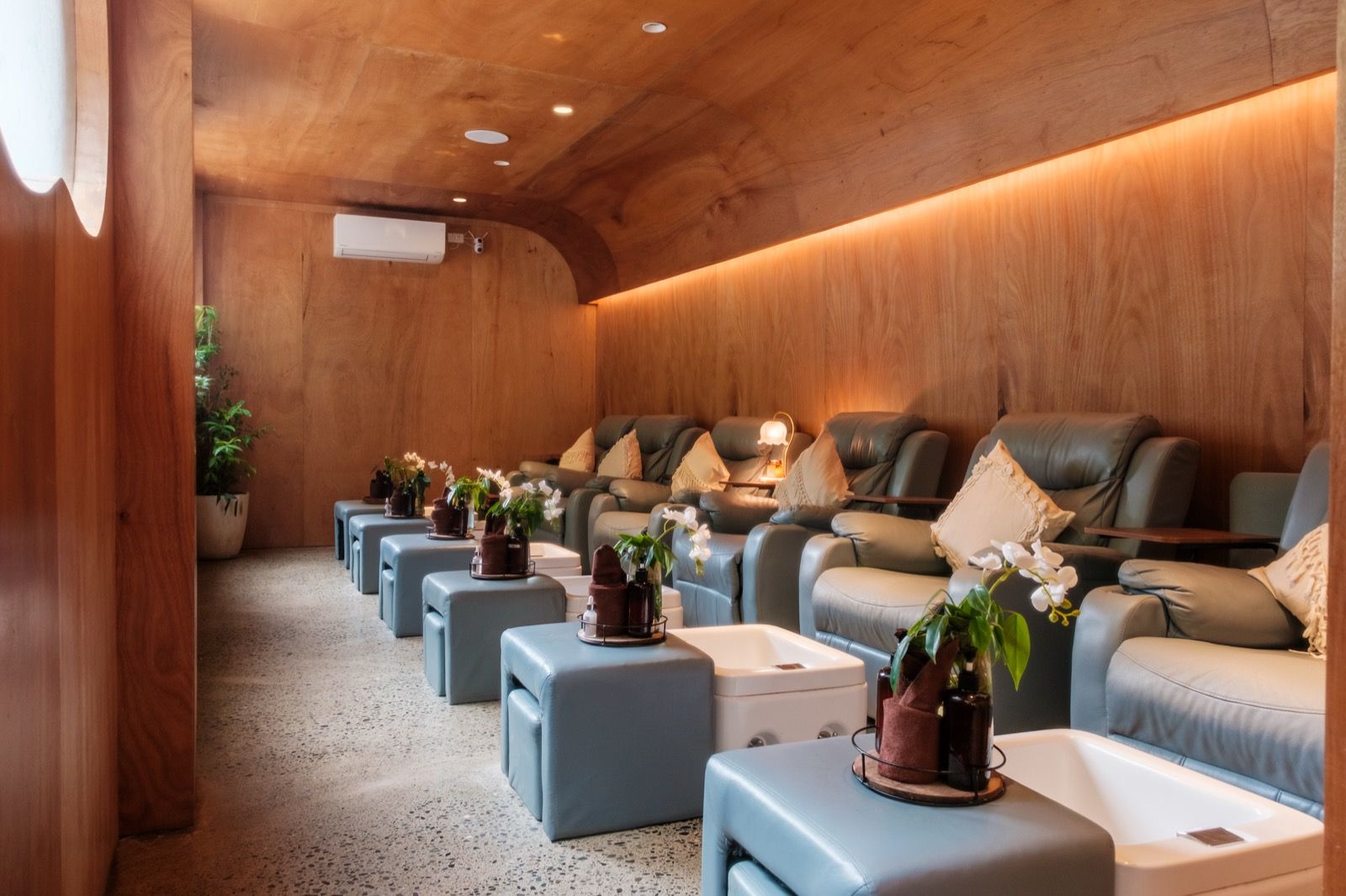 H Signature SPA lounge area